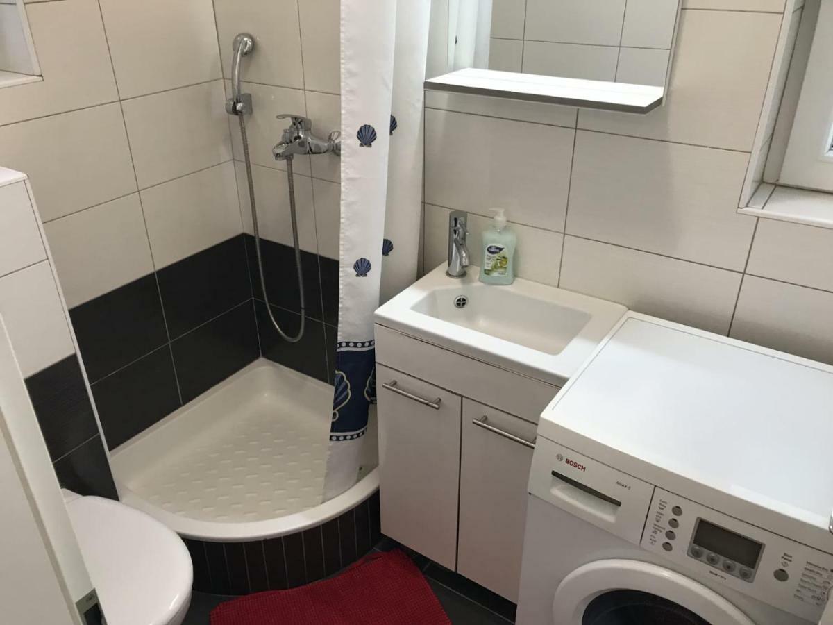 One Bedroom Apartment Split Eksteriør billede